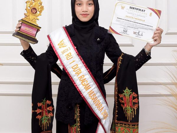 DEVITA FARADILLA MEWAKILI ACEH JADI RUNNER UP 1 DUTA RAGAM NUSANTARA